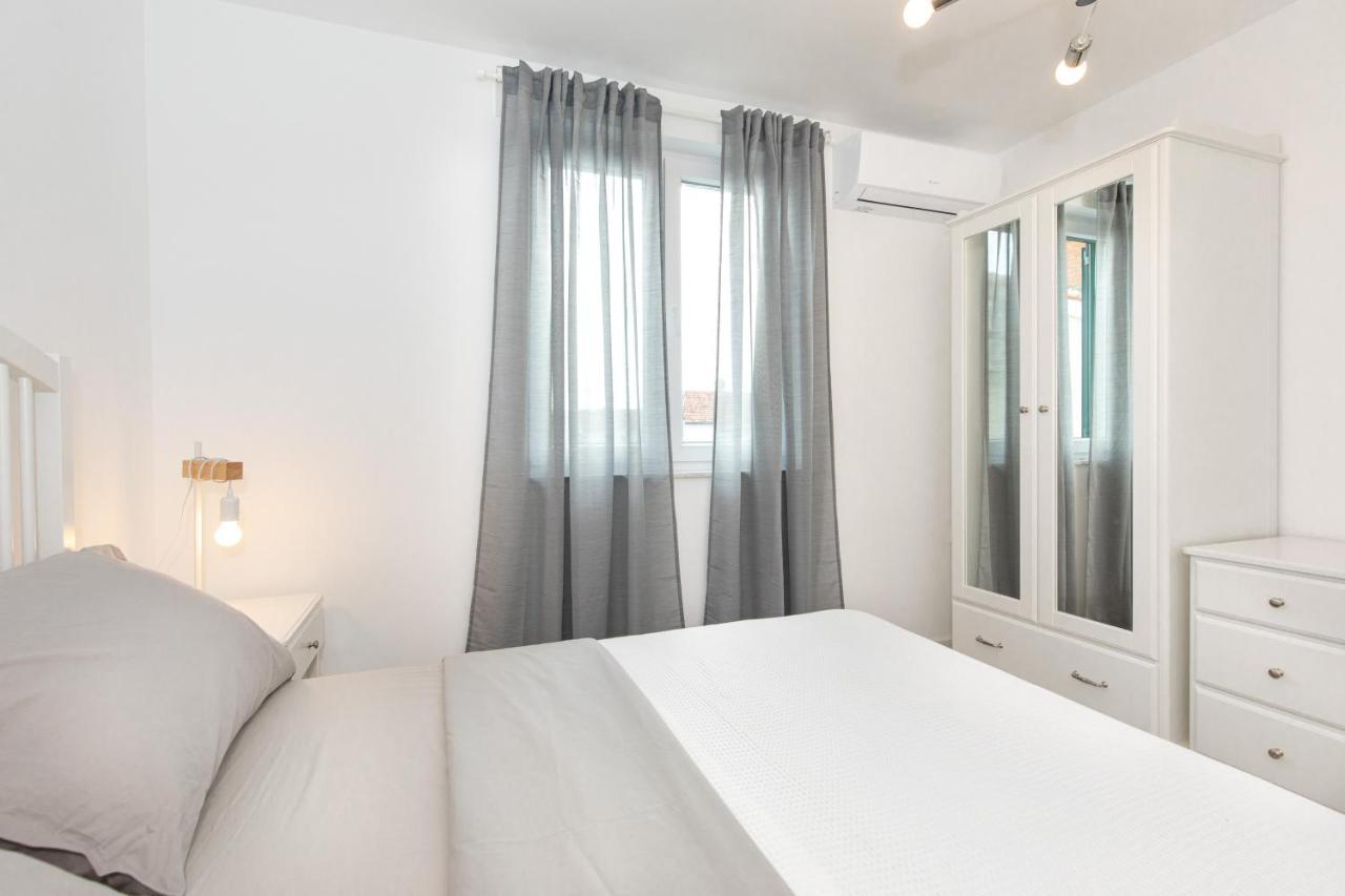 Sea Point Villa Ivan คอร์นิช ภายนอก รูปภาพ